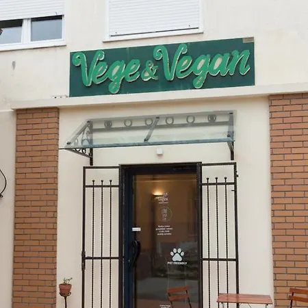 Vege & Vegan Restaurant And